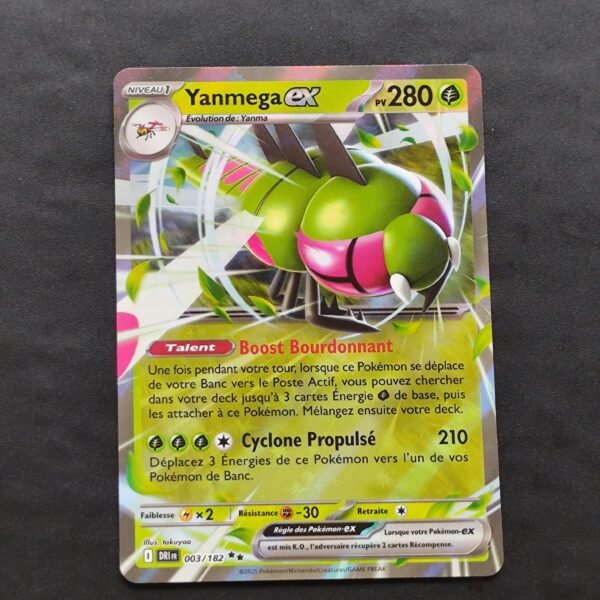 Yanmega 003/182 Rivalités Destinées